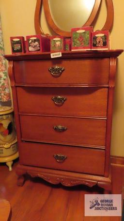 Vintage oak chest of drawers with swivel mirror