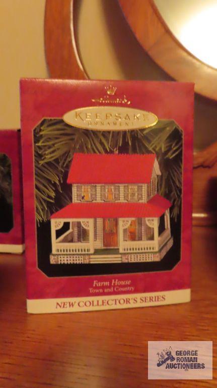 Six Hallmark keepsake ornaments of 1999...homes and vehicles