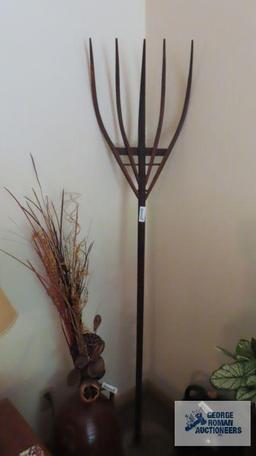 Antique rake decoration