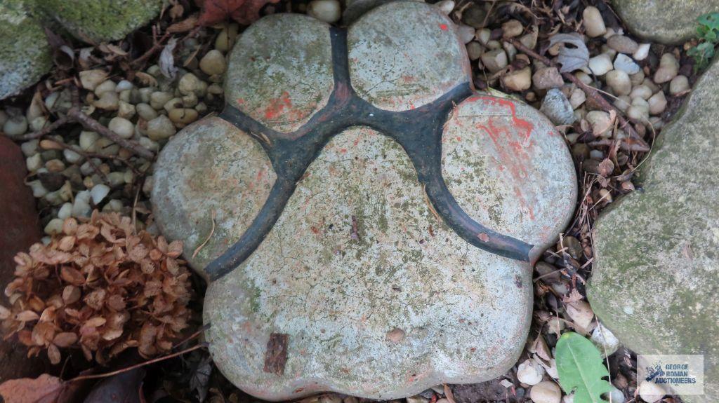 Composite dog decoration and paw stepping stone