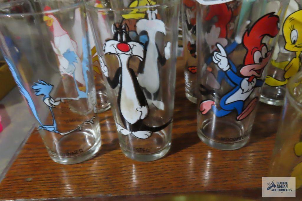 Pepsi 1973 collector series character glasses