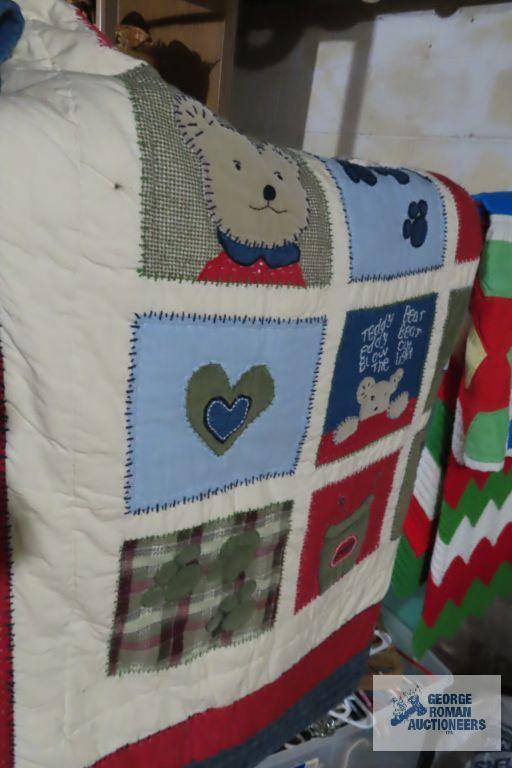 Pottery Barn Kids teddy bear themed quilt, approximate size 68x86