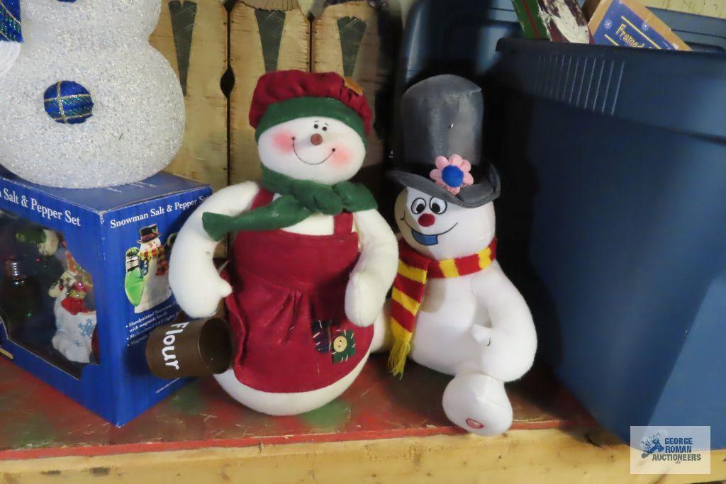 Large variety of snowman decorations