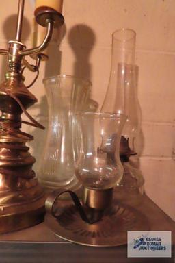 Oil lamp, brass lamp and vase