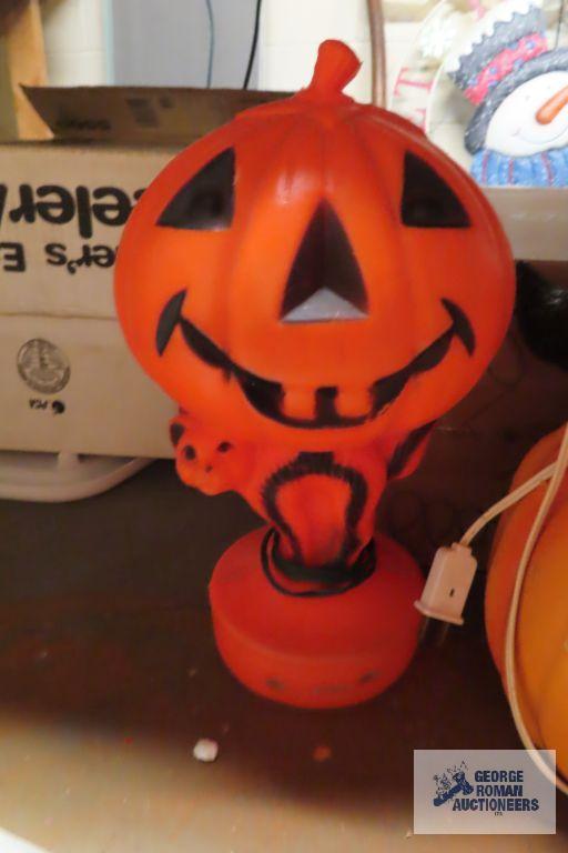 Small Halloween blow mold and other lighted pumpkin