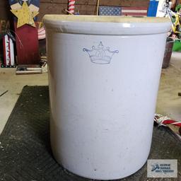 20 gallon crock