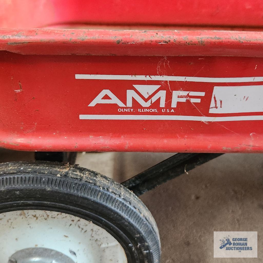 Vintage AMF Junior 10X wagon