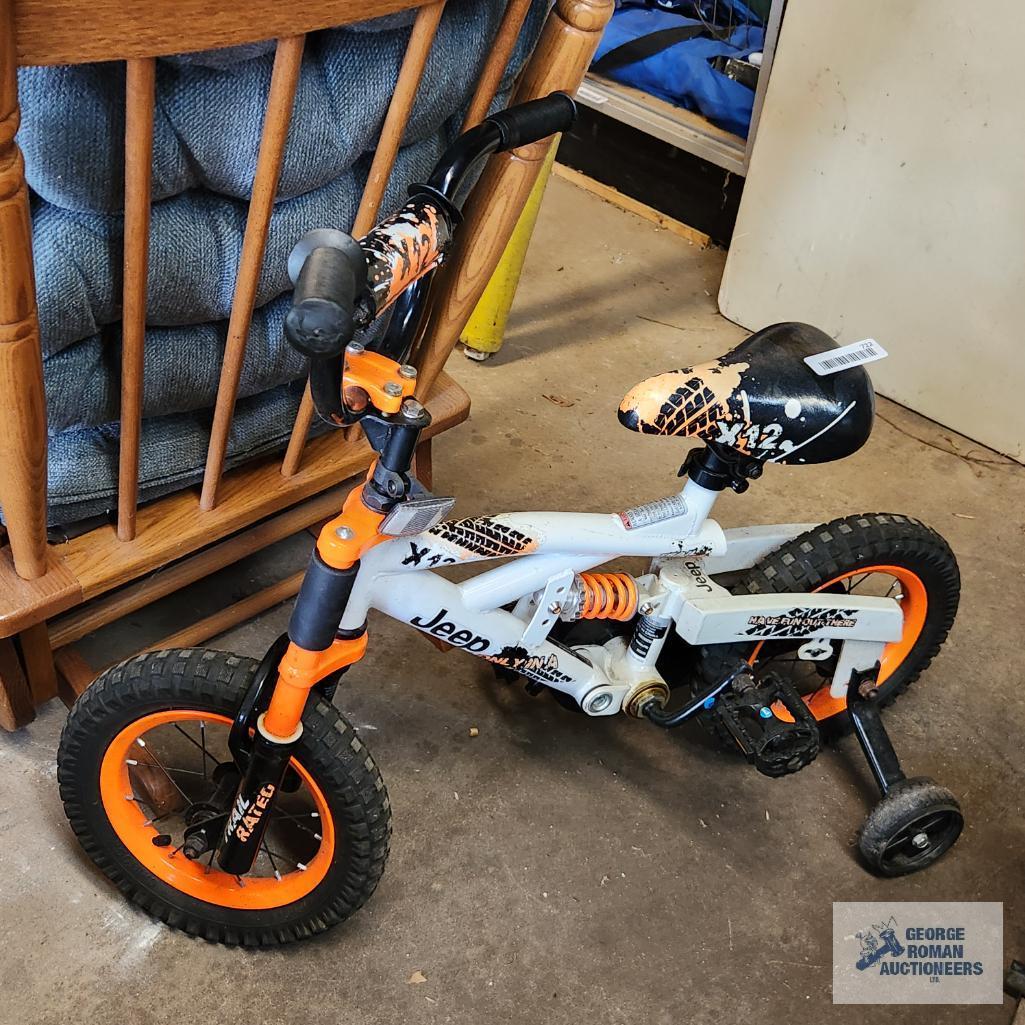 Jeep toddler bicycle with training wheels