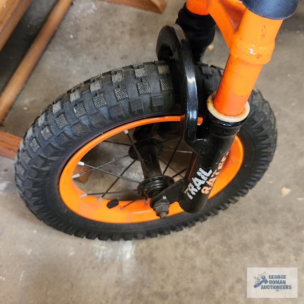 Jeep toddler bicycle with training wheels