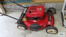 Toro 6.5 hp recycler lawnmower with 22 inch rear drive, self propel system