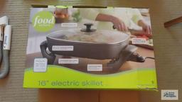 16 inch electric skillet by Food Network