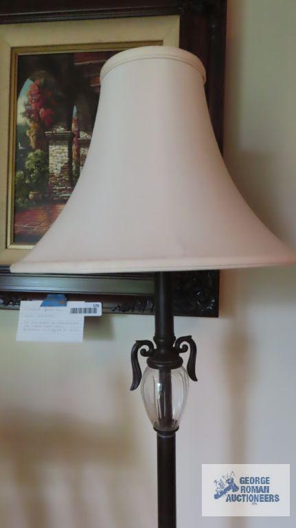 Decorative floor lamp