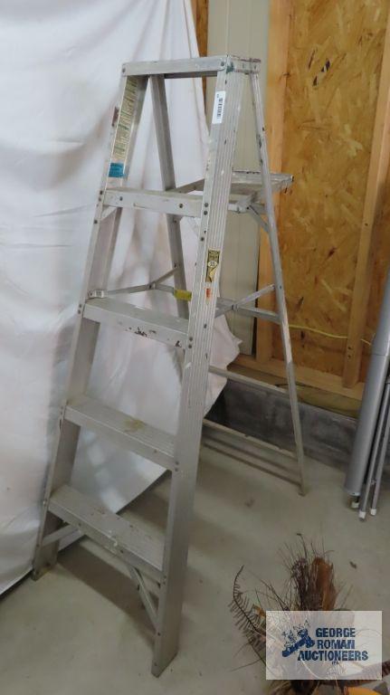 Werner 5 foot aluminum ladder