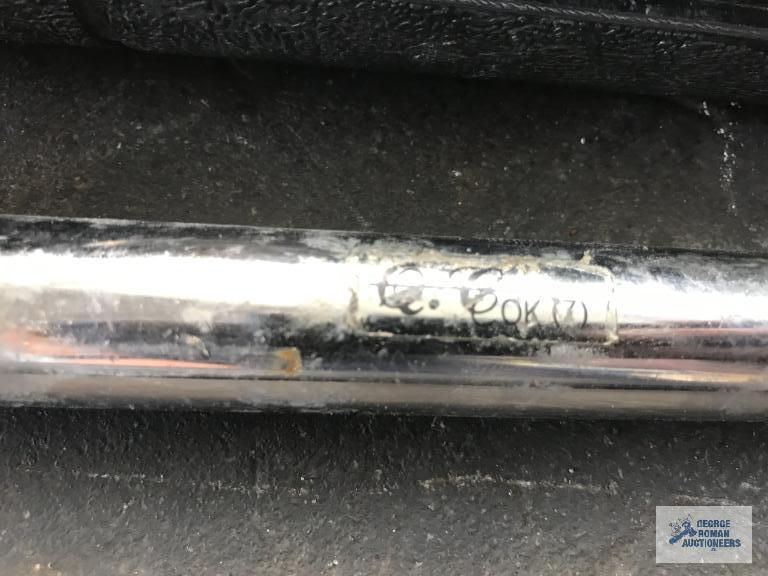 2 TORQUE WRENCHES