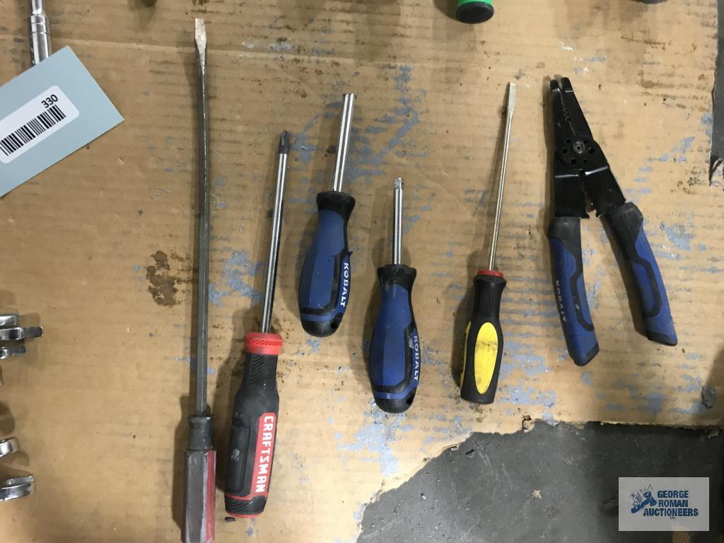SOCKETS AND HAND TOOLS