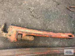 PIPE WRENCHES