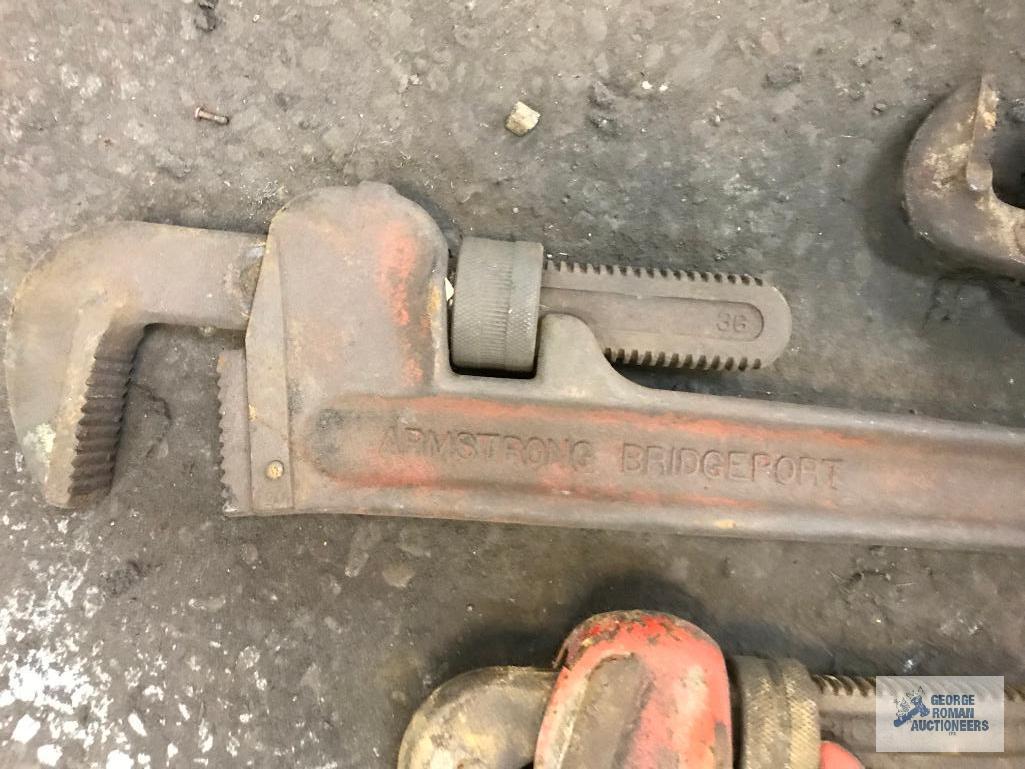 PIPE WRENCHES