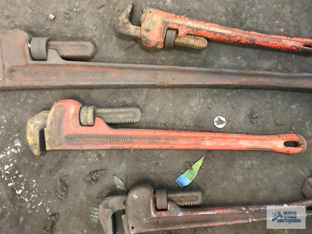 PIPE WRENCHES