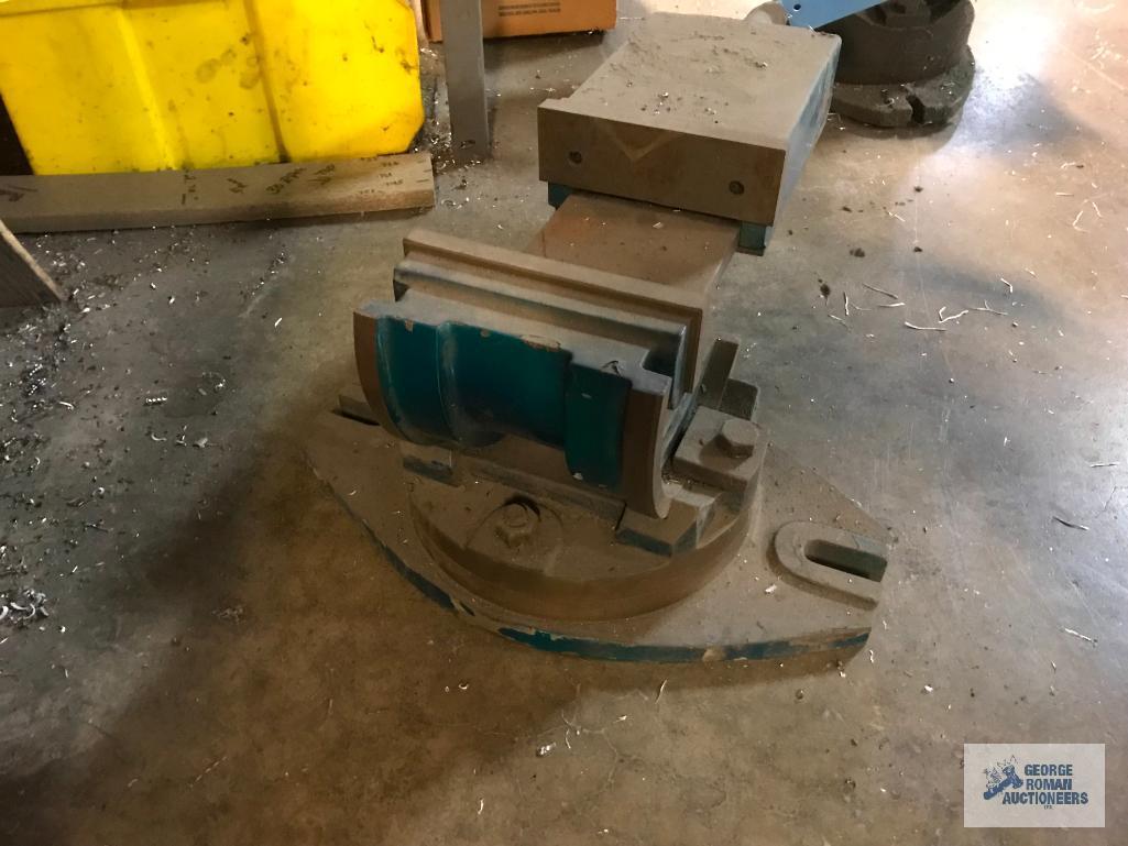 MACHINIST'S VISE