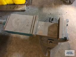 MACHINIST'S VISE
