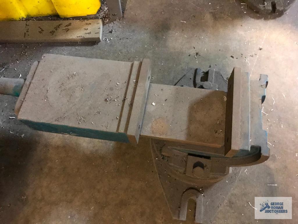 MACHINIST'S VISE