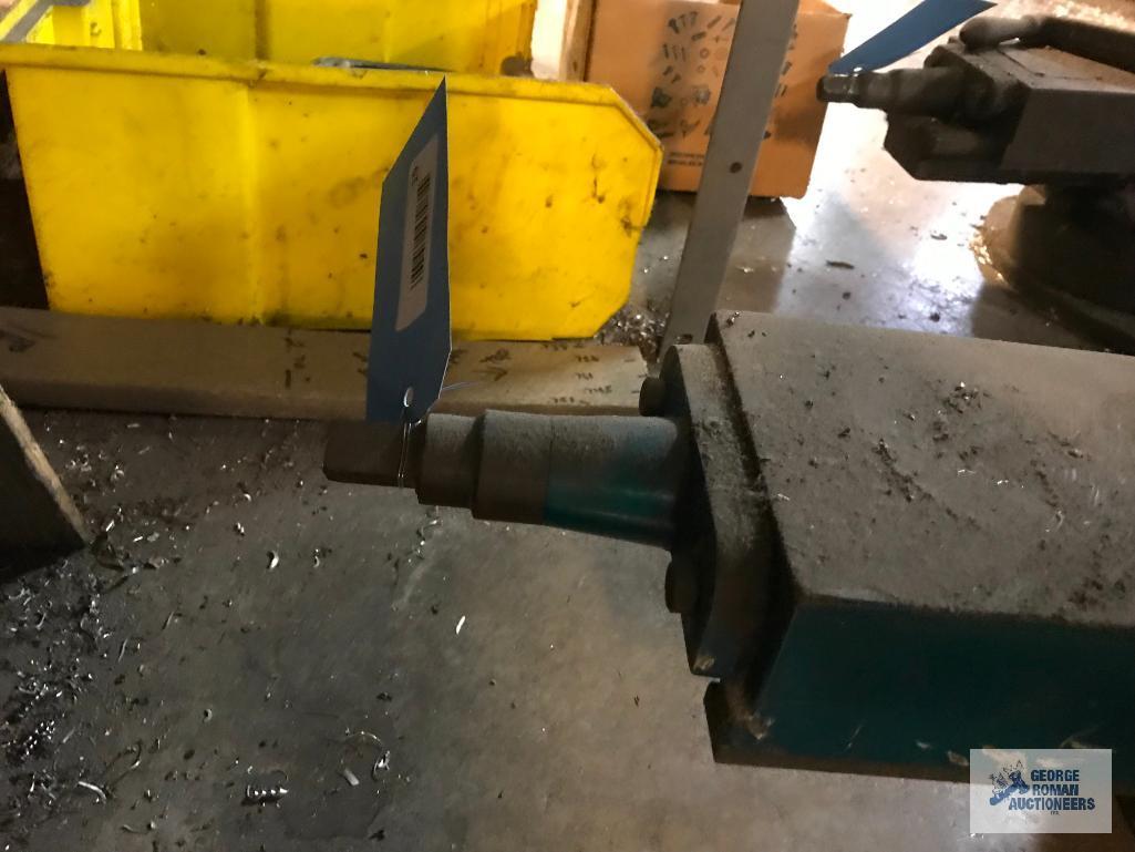 MACHINIST'S VISE