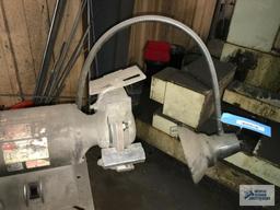 PEDESTAL GRINDER