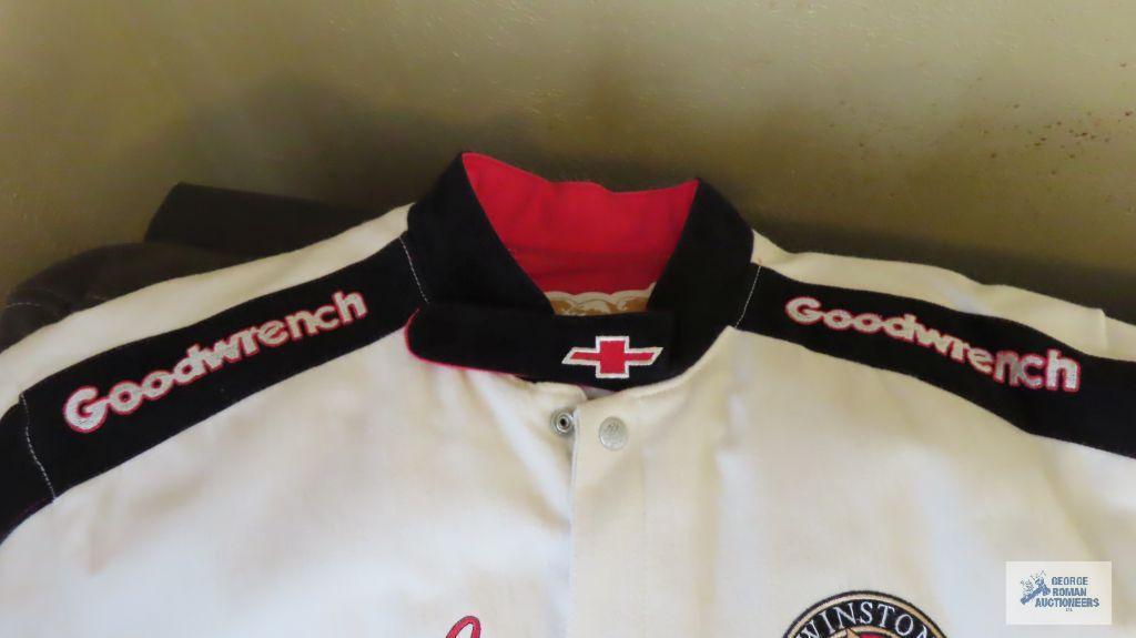 Dale Earnhardt, Winston Cup, GM Goodwrench jacket, size large