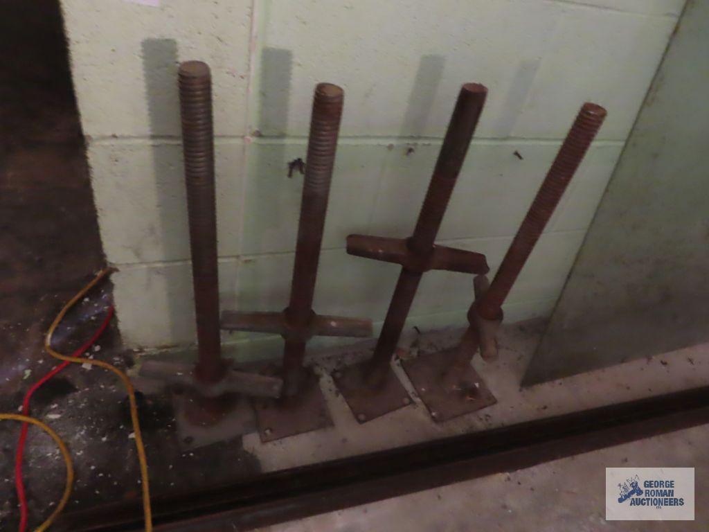 Scaffolding parts