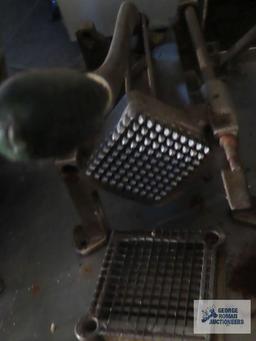 Vollrath french fry cutter. missing parts.