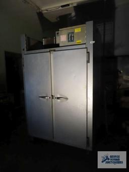 Traulsen model GHT2-32NUT commercial refrigerator and/or freezer