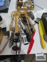 Kitchen utensils and knives