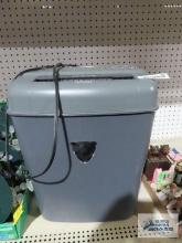 Insignia model NS-PS10CC paper shredder