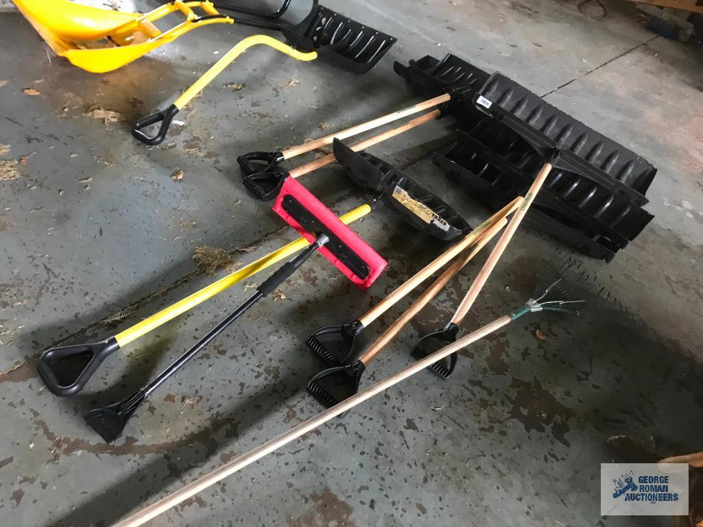 (7) SNOW SHOVELS