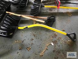 (7) SNOW SHOVELS