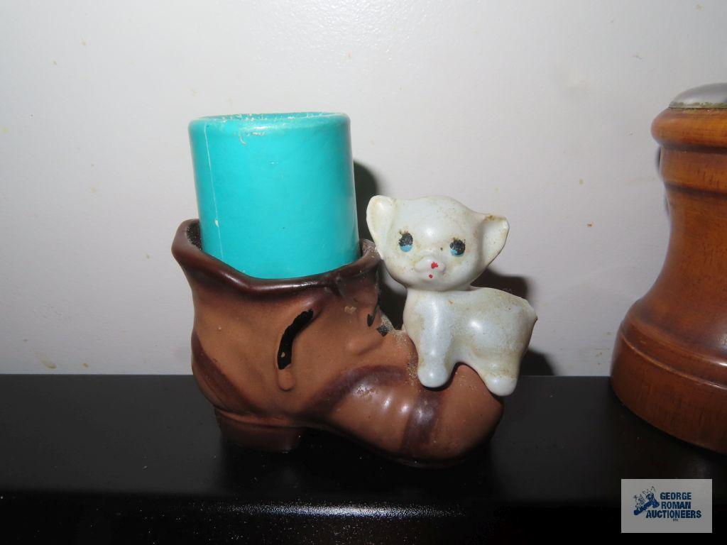 Salt and pepper grinders, paper baking cups, cookie cutters, wooden utensils, etc
