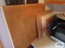 Plastic and wooden cutting boards