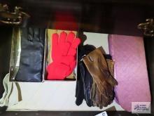 Assortment of ladies gloves