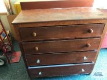 VINTAGE FOUR DRAWER CHEST