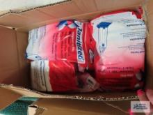 Box of commercial sweeper bags