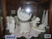 Snow Babies figurines and music box