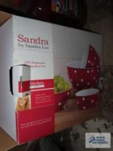 Sandra by Sandra Lee four piece stoneware mixing bowl set