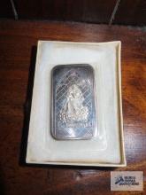Madison Mint Christmas 1 oz silver bar