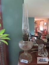 Antique Nu-type model B Aladdin oil lamp with original shade