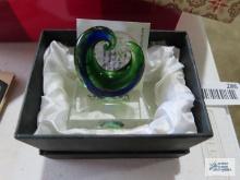 Smashing Concepts art glass miniature sculpture in box