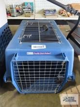 Petmate double door deluxe pet carrier