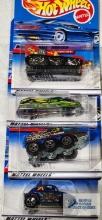 Complete set of 1999 bugging out series Hot Wheel cars new in packages