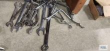 Variety of wrenches including Frodo, Sunex, Craftsman. includes specialty distributor wrenches.
