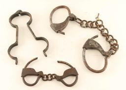 Lot of 3 Restraints
