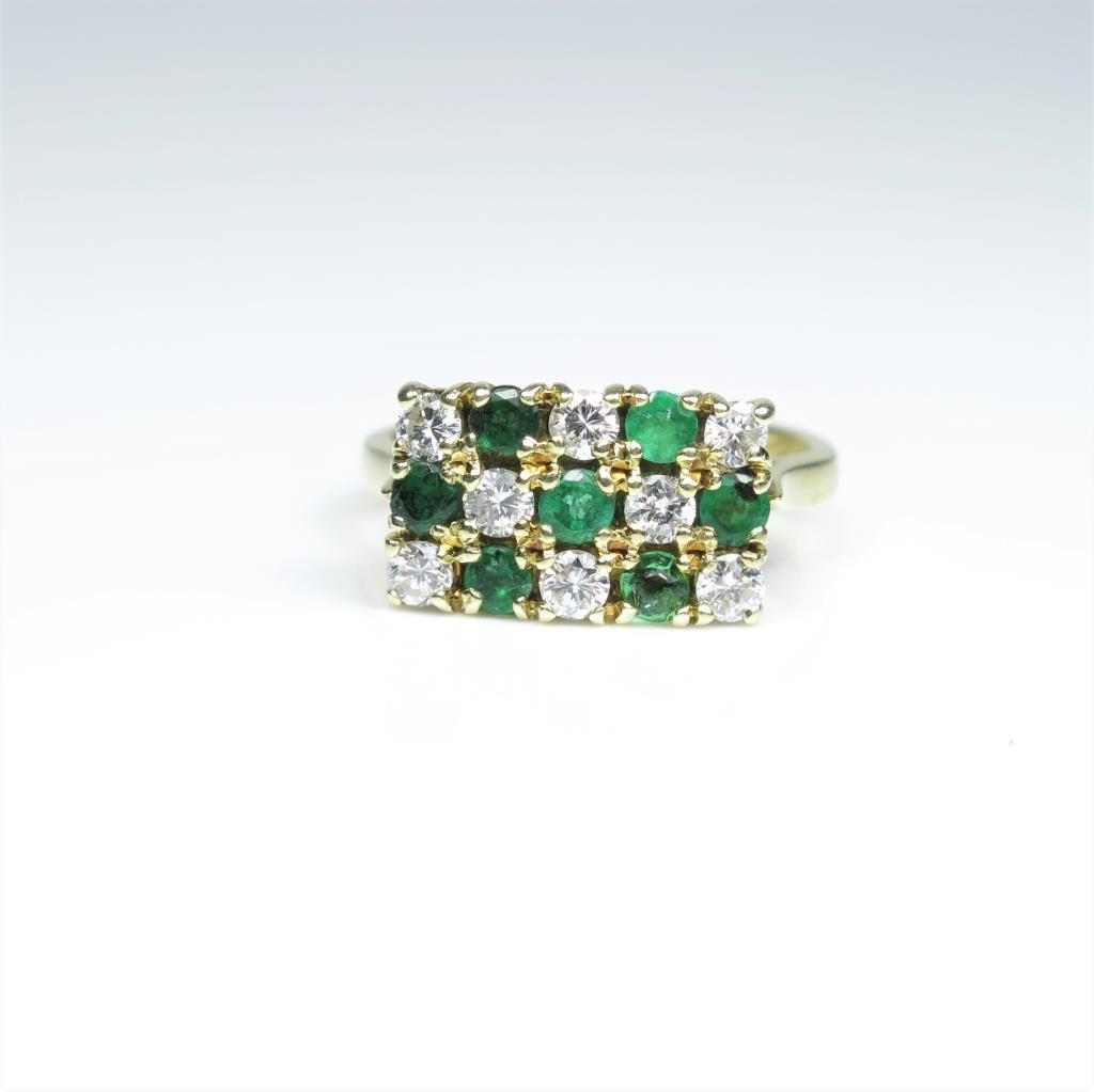 Heirloom High Quality Emerald & Diamond Ring